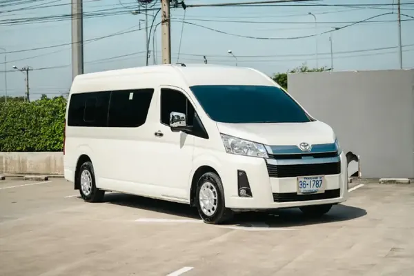 Minibus for Phuket airport transfers